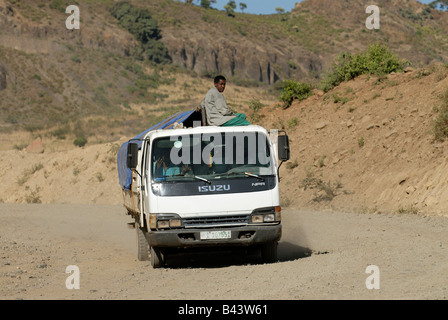 Persone su un autocarro in Etiopia Foto Stock