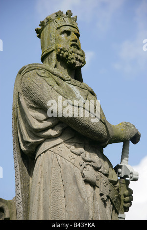 Città di Stirling, in Scozia. Scolpito da Andrea Currie, il Re Roberto Bruce Monumento al Castello di Stirling Esplanade. Foto Stock