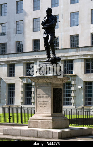 Charles G General Maggiore Charles George Gordon statua city di Londra Inghilterra Regno unito Gb Foto Stock