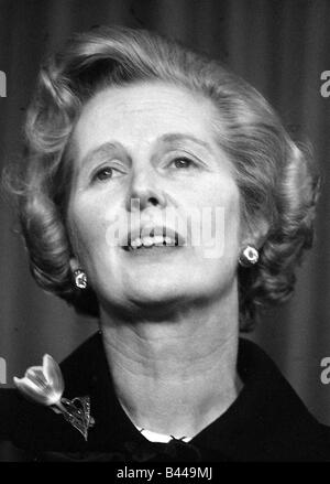 Margaret Thatcher Febbraio 1975 conquistando la leadership conservatrice Elezione Foto Stock