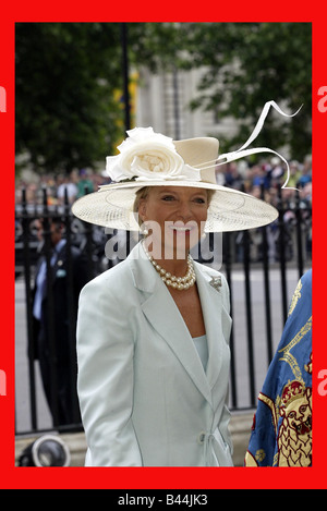 La Principessa Michael di Kent at Queen s il Golden Jubilee 2002 HRH Queen Elizabeth II assiste un servizio a Westminster Abbey Foto Stock