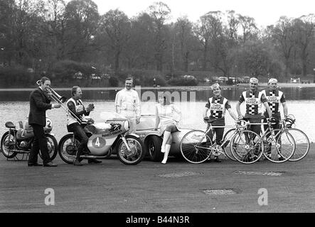 Chris Barber 1a da R Marzo 1969 famosa band leader e trombon player è un grande appassionato di racing automobilista e amico Foto Stock