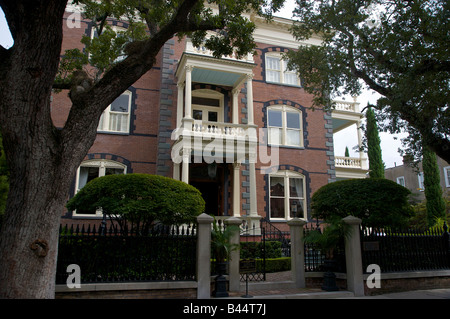 Entrata anteriore dell'Calhoun Mansion su Meeting Street a Charleston SC Charleston fondata nel 1670 Foto Stock