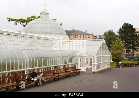 Regno Unito Scozia Glasgow Botanic Garden il Kibble Palace glasshouse reerected da Coulport nel 1873 Foto Stock