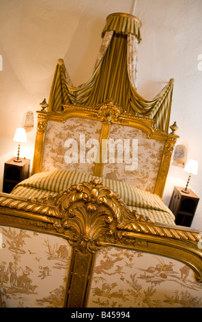 Francia - Cote d'Azur, Antibes, Hotel L'Auberge Provencale, letto di lusso Foto Stock