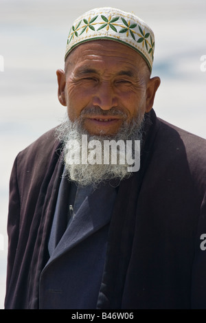 Uomo Uygur a Kashgar nella provincia dello Xinjiang Cina Foto Stock