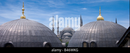 Turchia Istanbul la moschea blu vista da Hagia Sophia Foto Stock