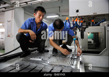 Stampo industriale nella factory di Dongguan, Guangdong, Cina. 20-set-2008 Foto Stock