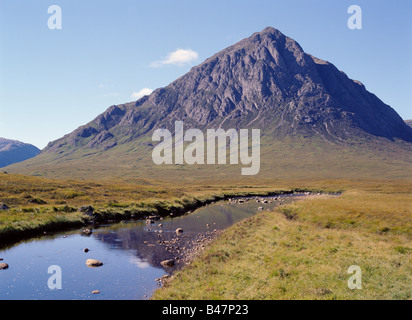 Dh Stob Dearg BUACHAILLE ETIVE MOR ARGYLL Lochaber Scozia highlands Fiume Montagna di picco e aspro paesaggio Foto Stock