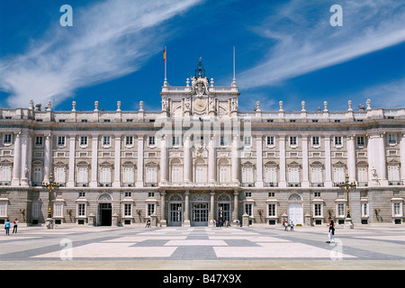 Spagna - Madrid - il Palacio Real - Royal Palace - Vista dalla Plaza de la Armería Foto Stock