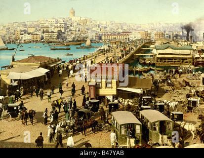 Geografia / viaggio, Turchia, Istanbul, porto, Corno d'Oro, vecchio porto con ponte Galata, fotografia, colorato, circa 1890, Foto Stock