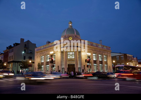 Il PNC Bank Building su M Street e Wisconsin Street Georgetown a Washington DC Foto Stock