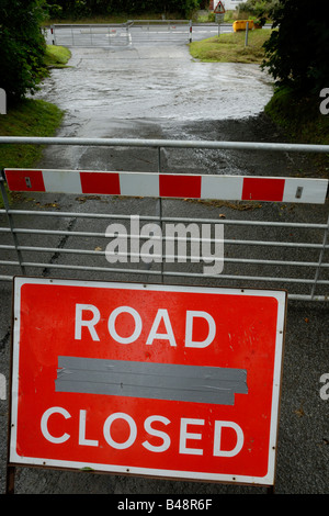 Ford chiusa sul fiume Wyre Llanrhystud Cerdigion Foto Stock