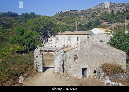 Palià Perithia, villaggio abbandonato di Corfù regione montagnosa Foto Stock