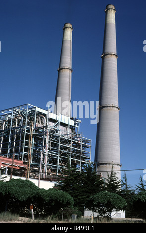 Pacific Gas e Elettrico PG E società di impianto di alimentazione a Moss Landing California USA Foto Stock