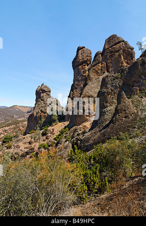 Vista dei Pinnacoli Monumento Nazionale in California. Foto Stock