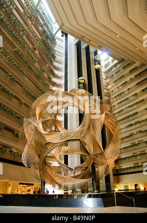 California San Francisco grande lobby ad atrio dell'Hyatt Regency Hotel Foto 10 casanf83847 Foto Lee Foster 2008 Foto Stock