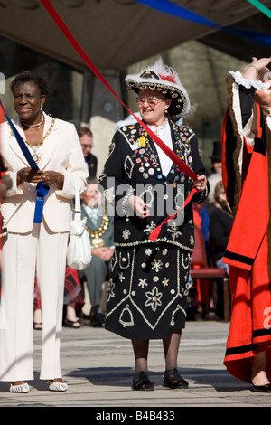 Perlacea re e regine di Harvest Festival Guildhall London Foto Stock