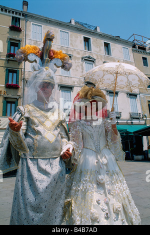 Italia Venezia Carnevale Maschere Medicazione-bianca e doratura Foto Stock
