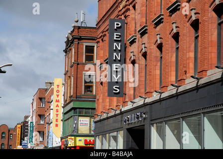 La Penneys memorizza in Henry Street Dublino Irlanda Foto Stock