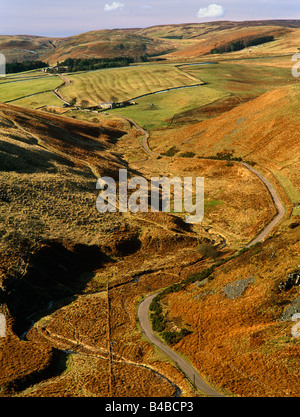 Un autunno vista diurna della Ingram la vallata e il fiume Breamish nel Parco nazionale di Northumberland vicino a Wooler, Northumberland Foto Stock