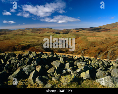 Un autunno vista diurna della Ingram la vallata e il fiume Breamish nel Parco nazionale di Northumberland vicino a Wooler, Northumberland Foto Stock