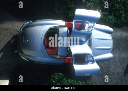 Auto Mercedes 300 SL, roadster, anno modello 1954-63, Vintage circa, anni cinquanta, sessanta, dal di sopra, doppie porte, aprire dooren, silv Foto Stock