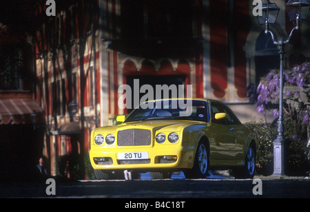 Auto Bentley Continental T Commissione personale, Lusso ca. s, giallo, modello anno 2001-, gelb, diagonale dalla parte anteriore, standi Foto Stock