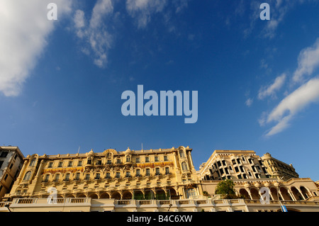 Edificio a Monaco. Foto di Patrick patricksteel in acciaio Foto Stock