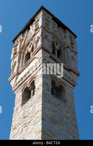 Santa Maria Maddalena Chiesa torre campanaria a Ossuccio Lago di Como lombardia italia Foto Stock