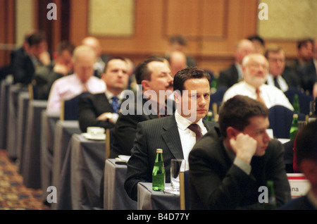 Gli ospiti di una conferenza sull'economia a Varsavia, Polonia Foto Stock