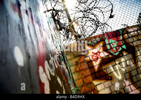 Il degrado urbano wasteland zona svantaggiata città tetro Foto Stock