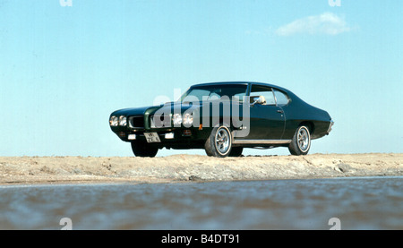 Auto, la Pontiac Firebird GTO, nero, anno modello 1971, il 70s, coupe, in piedi, difesa, diagonale dalla parte anteriore, vista frontale Foto Stock