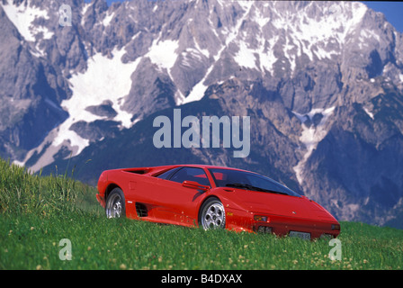 Auto Lamborghini Diablo VT, coupe/ Coupe, roadster, rosso, anno modello 1995, stando in piedi, difesa, diagonale dalla parte anteriore, Frontale Foto Stock