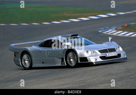 Auto Mercedes CLK GTR roadster, coupe/Coupe, modello anno 1999, argento, guida, diagonale dalla parte anteriore, vista frontale e vista laterale Foto Stock