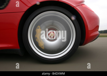 Auto, Porsche Carrera GT, roadster, modello anno 2003-, coupe/Coupe, FGHDS, rosso, vista dettagliata, freni, Sicurezza tecnica/accesso Foto Stock