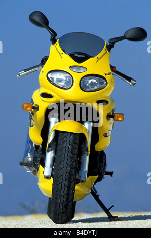 Ciclo motore, sport ciclo motore, Sporttourer, Triumph Sprint RS, giallo, anno modello 2003, stando in piedi, difesa, dalla parte anteriore, Foto Stock