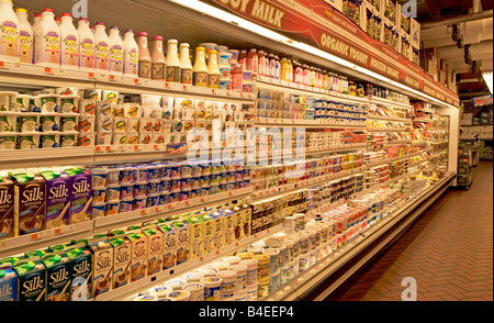 Cibo, drogheria, negozio di generi alimentari, locale, produttore, prodotti, promozione, supermercato, mensola, NEGOZIO, NEGOZIO, Shopper, shopping, i prezzi al dettaglio, Foto Stock