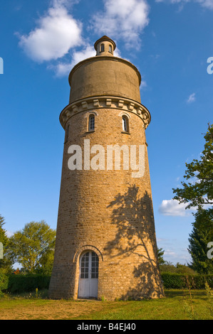Saint-Benoit-du-Sault water tower, Indre, Francia. Foto Stock