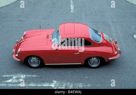 Auto, Porsche 356 Carrera 2, anno modello 1963, rosso, auto sportiva, Coupé, Coupe, rosso, auto d'epoca, anni sessanta anni sessanta, in piedi, diagonale Foto Stock