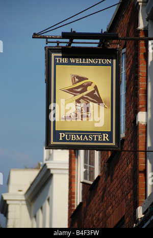 Il Wellington pub Portsmouth Hampshire Inghilterra Foto Stock