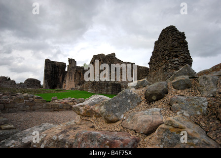Le magnifiche rovine del Castello di Kildrummy in Scozia Aberdeenshrie accuditi da Historic Scotland Foto Stock