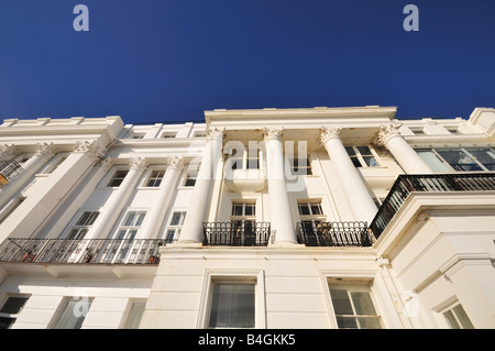 Brighton e Hove architettura, Lewes Crescent, East Sussex, Inghilterra - stile Regency alloggiamento Foto Stock