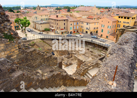 Vista aerea di ruderi del teatro romano, Francia Foto Stock