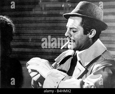Marcello Mastroianni Aprile 1964 abbinati con Sophia Loren per le riprese del film matrimonio in stile italiano Foto Stock