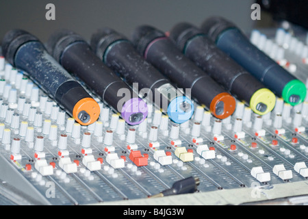 Console mixer suono musicale del dispositivo di elaborazione Foto Stock