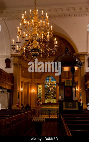 San Michele episcopale della Chiesa è una storica chiesa episcopale e la più antica superstite struttura religiosa a Charleston, Sc. Foto Stock