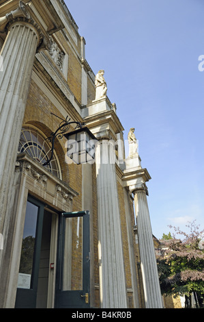 Pitzhanger Manor House Eailing Londra Inghilterra REGNO UNITO Foto Stock