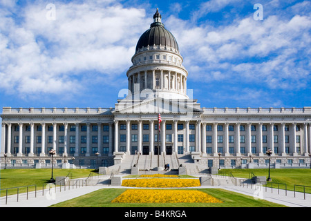 La facciata anteriore della Utah State Capitol Building in Salt Lake City sede del governo dello stato uffici Foto Stock