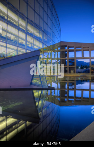 Il ramo principale della Salt Lake City Biblioteca Pubblica sistema situato nel centro cittadino di Salt Lake City USA Utah Foto Stock